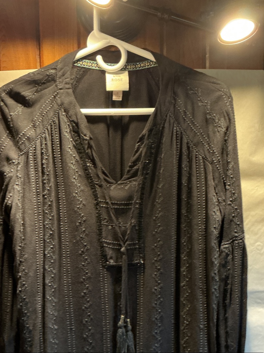 Knox Rose Black Embroidered V-Neck Boho